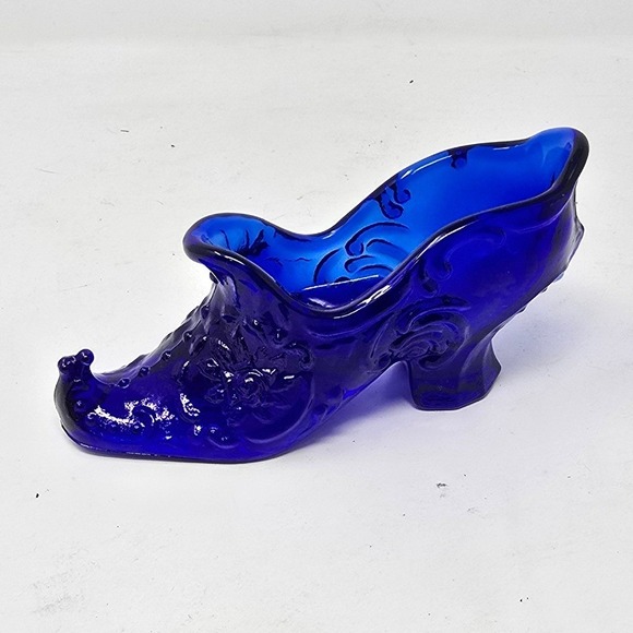Mosser Other - Vtg Mosser Victorian style cobalt blue glass slipper pointed toe shoe whimsical